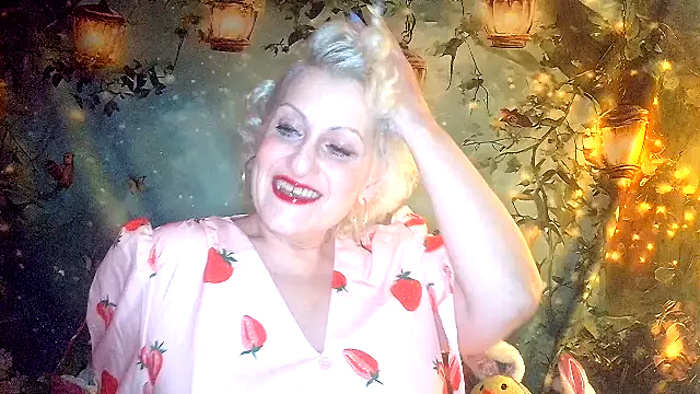 Blondie the librarian online show from April 2026 01:46:01 AM