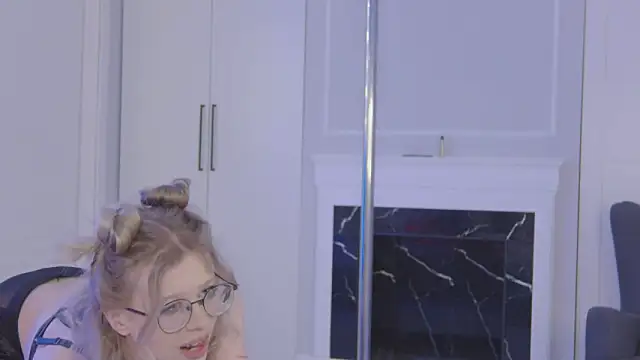 Ivy Allen online show from February 2026 05:13:02 PM