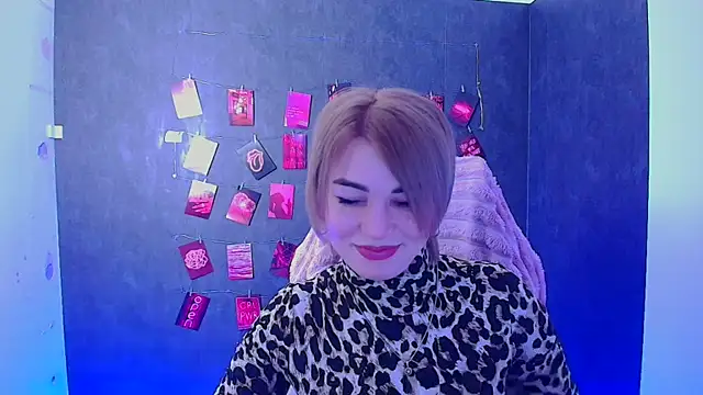 Snapshot of CuttieEmma chatting on February 2026 06:33:02 AM CuttieEmma online show from February 2026 06:33:02 AM