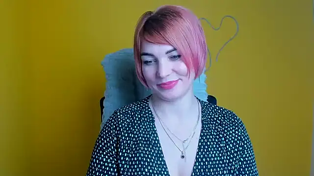 CuttieEmma online show from March 2026 11:39:02 PM