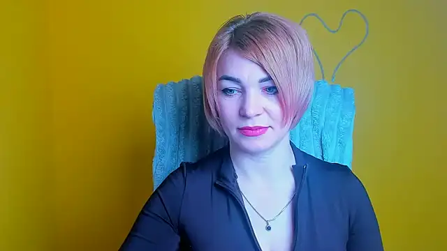 CuttieEmma online show from April 2026 05:58:02 AM