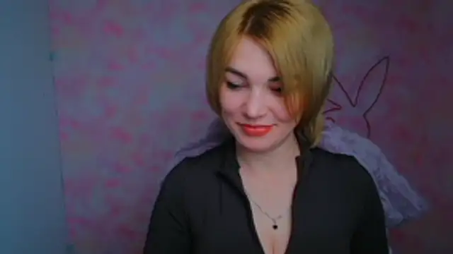 Snapshot of CuttieEmma chatting on February 2026 12:38:01 PM CuttieEmma online show from February 2026 12:38:01 PM