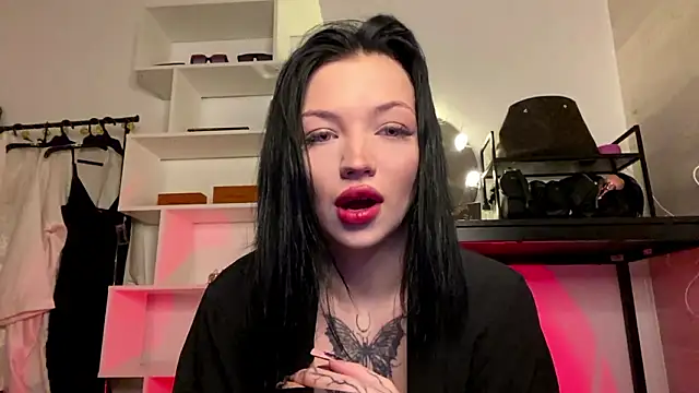 lil kittty online show from March 2026 09:31:01 PM