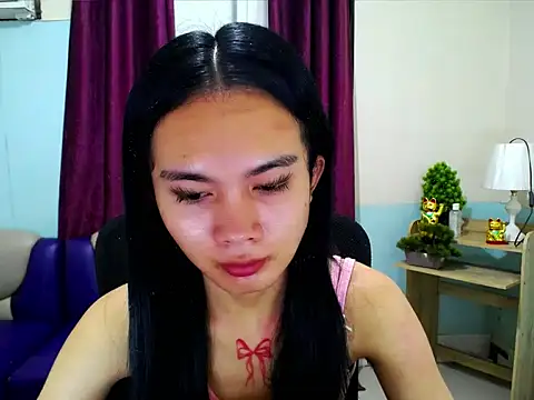 Snapshot of devine_goddess chatting on May 2026 05:43:04 PM devine goddess online show from May 2026 05:43:04 PM