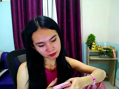 Snapshot of devine_goddess chatting on April 2026 06:10:01 PM devine goddess online show from April 2026 06:10:01 PM