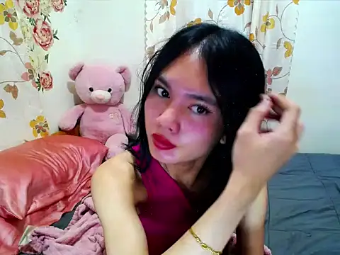 devine goddess online show from April 2026 08:04:02 PM