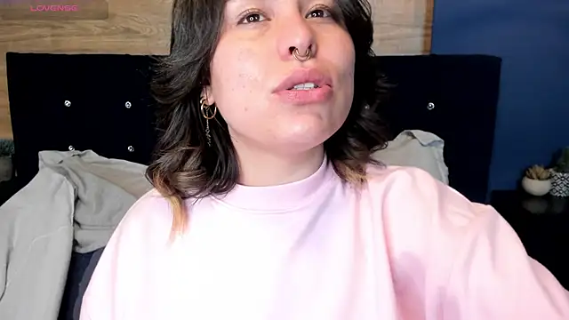 Kennya Rodriguez online show from February 2025 10:44:01 AM