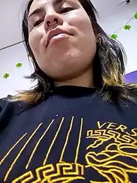 Kennya Rodriguez online show from March 2025 11:33:02 AM