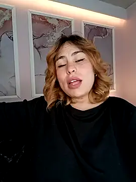 Kennya Rodriguez online show from September 2025 05:11:01 AM