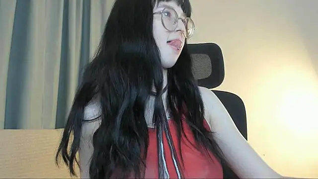 CosmicGleam online show from April 2026 09:10:02 PM