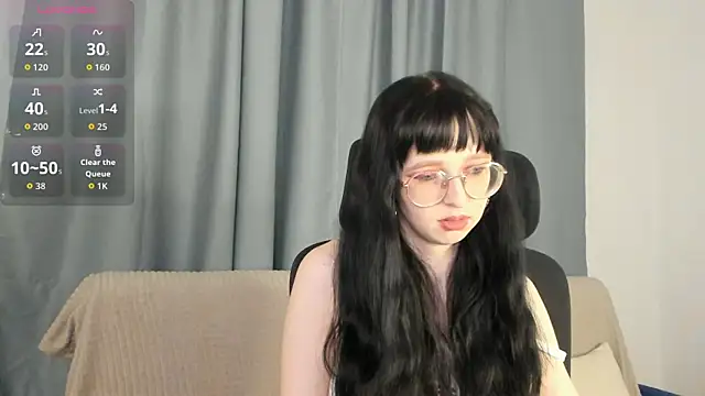 CosmicGleam online show from April 2026 09:18:02 PM