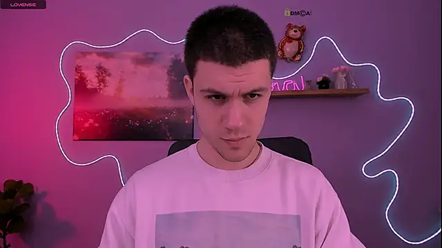 neo raze online show from March 2026 06:53:01 PM