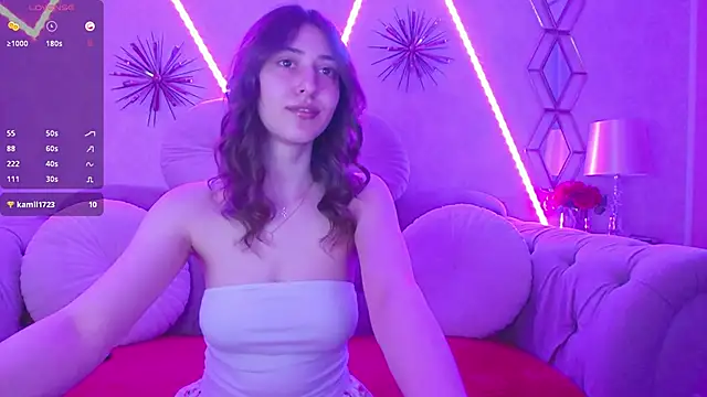 DreamyRosie online show from February 2026 09:28:02 PM