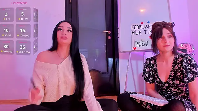 Snapshot of Peanaughty chatting on February 2026 07:17:02 AM Peanaughty online show from February 2026 07:17:02 AM