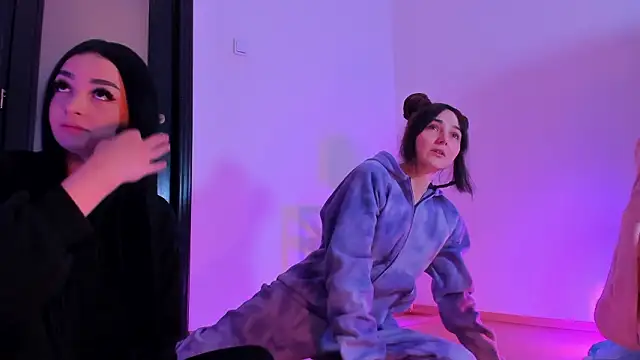 Snapshot of Peanaughty chatting on February 2026 05:50:01 AM Peanaughty online show from February 2026 05:50:01 AM