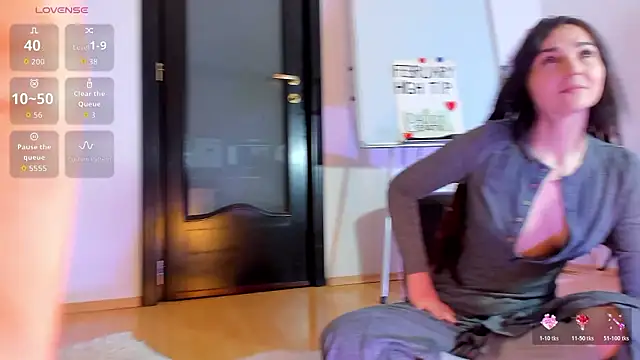 Snapshot of Peanaughty chatting on February 2026 08:25:04 AM Peanaughty online show from February 2026 08:25:04 AM