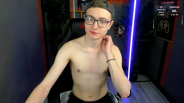 Snapshot of Emmit_Barker chatting on June 2026 10:54:02 AM Emmit Barker online show from June 2026 10:54:02 AM