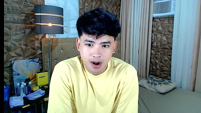 Snapshot of spoiledmycock chatting on February 2026 03:54:01 PM spoiledmycock online show from February 2026 03:54:01 PM