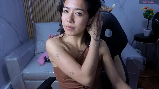 Lynn turner online show from April 2026 12:34:01 PM