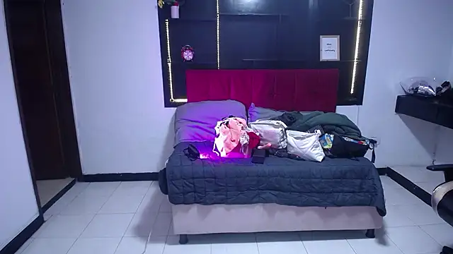 Lynn turner online show from March 2026 12:55:01 PM