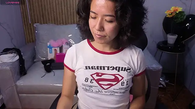 Lynn turner online show from February 2026 12:51:02 PM