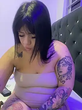 Snapshot of Luna_bigtitss777 chatting on February 2026 02:50:02 PM Luna bigtitss777 online show from February 2026 02:50:02 PM