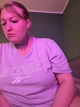 Snapshot of Lolaaxxx13 chatting on July 2026 08:39:02 PM Lolaaxxx13 online show from July 2026 08:39:02 PM