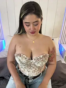 AlannaFoxx online show from February 2026 08:20:02 PM