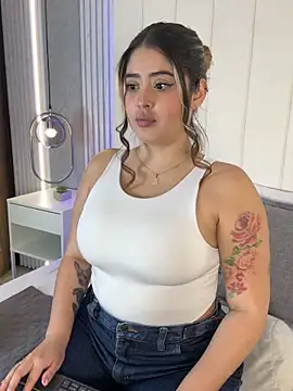 AlannaFoxx online show from February 2026 08:40:01 PM