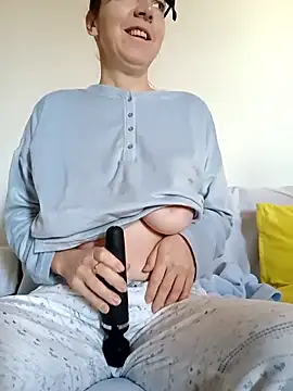 Snapshot of sexyrubyta chatting on February 2026 11:08:02 AM sexyrubyta online show from February 2026 11:08:02 AM