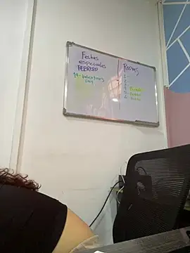 Miss Dior2 online show from February 2026 04:18:02 PM