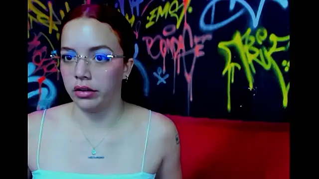 Miss Dior2 online show from March 2026 01:53:01 PM