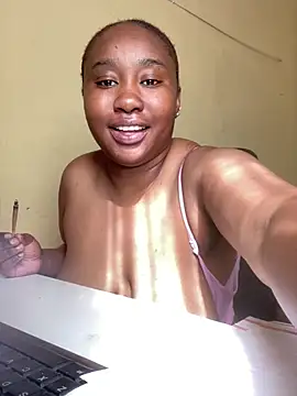 Snapshot of MeekyCurvyAss chatting on August 2026 11:37:01 AM MeekyCurvyAss online show from August 2026 11:37:01 AM