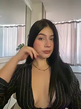  HannahFox  online show from May 2026 05:38:02 PM