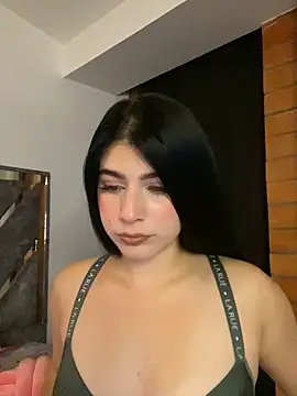  HannahFox  online show from April 2026 01:13:02 AM