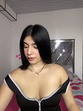  HannahFox  online show from February 2026 10:38:01 PM