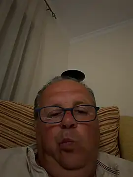 YachtCaptain10 online show from May 2026 10:00:02 PM