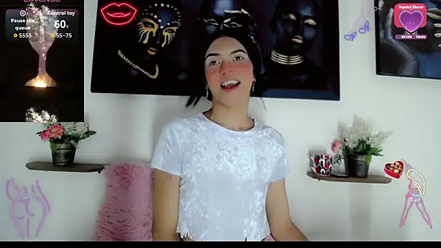 NathalialLooes online show from February 2026 09:58:02 PM