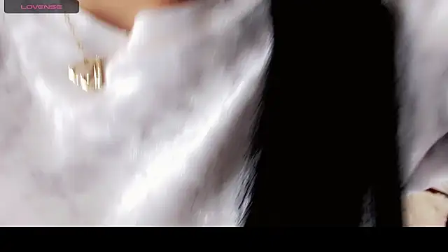 NathalialLooes online show from March 2026 05:05:01 AM