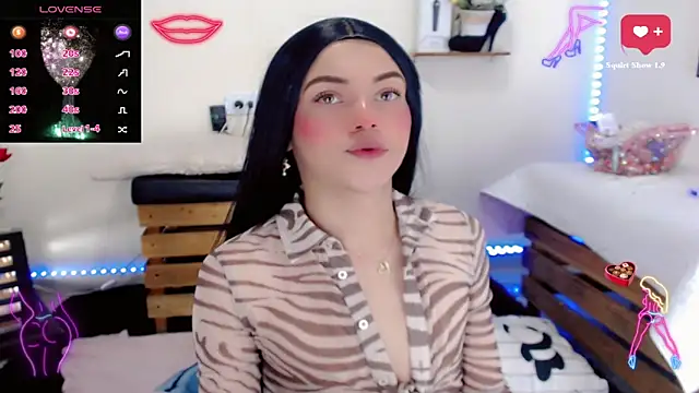 NathalialLooes online show from March 2026 09:28:01 PM