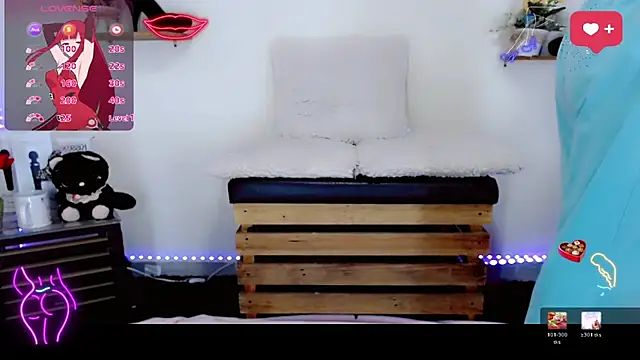 NathalialLooes online show from March 2026 04:57:01 AM