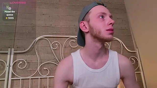 Snapshot of ZidNevil chatting on February 2026 08:31:02 PM ZidNevil online show from February 2026 08:31:02 PM