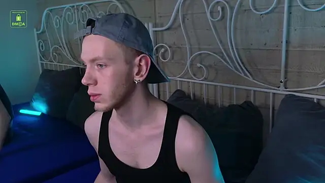 Snapshot of ZidNevil chatting on February 2026 08:41:02 PM ZidNevil online show from February 2026 08:41:02 PM