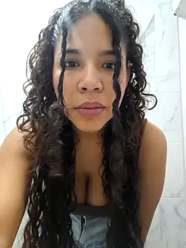 AshlyViper online show from February 2026 10:52:02 PM