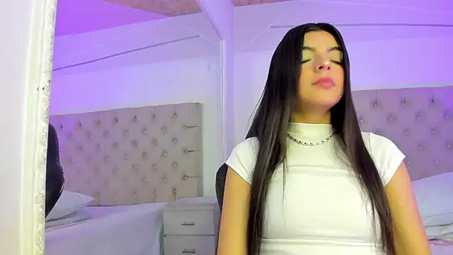 KarelyMitchel online show from February 2026 01:51:02 PM