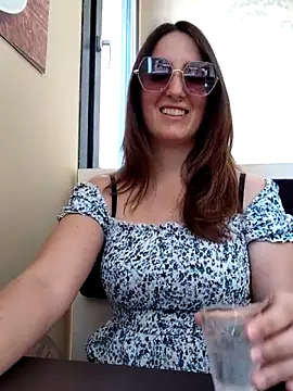 Snapshot of Alexdevil92 chatting on June 2026 01:41:02 PM Alexdevil92 online show from June 2026 01:41:02 PM