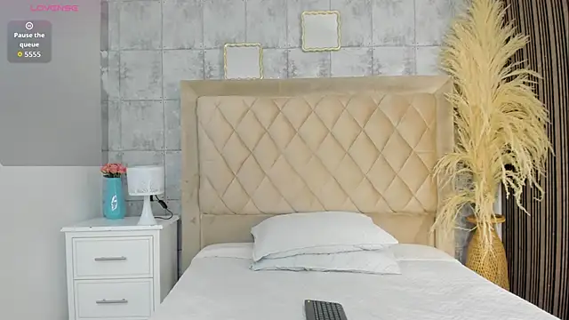 CleoFoxx  online show from March 2026 01:01:01 PM