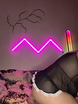 AlyaX X online show from March 2026 09:25:01 PM