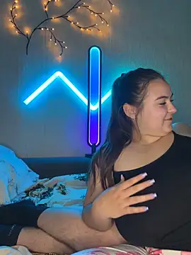 AlyaX X online show from March 2026 01:56:01 PM