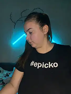 AlyaX X online show from March 2026 08:43:01 PM